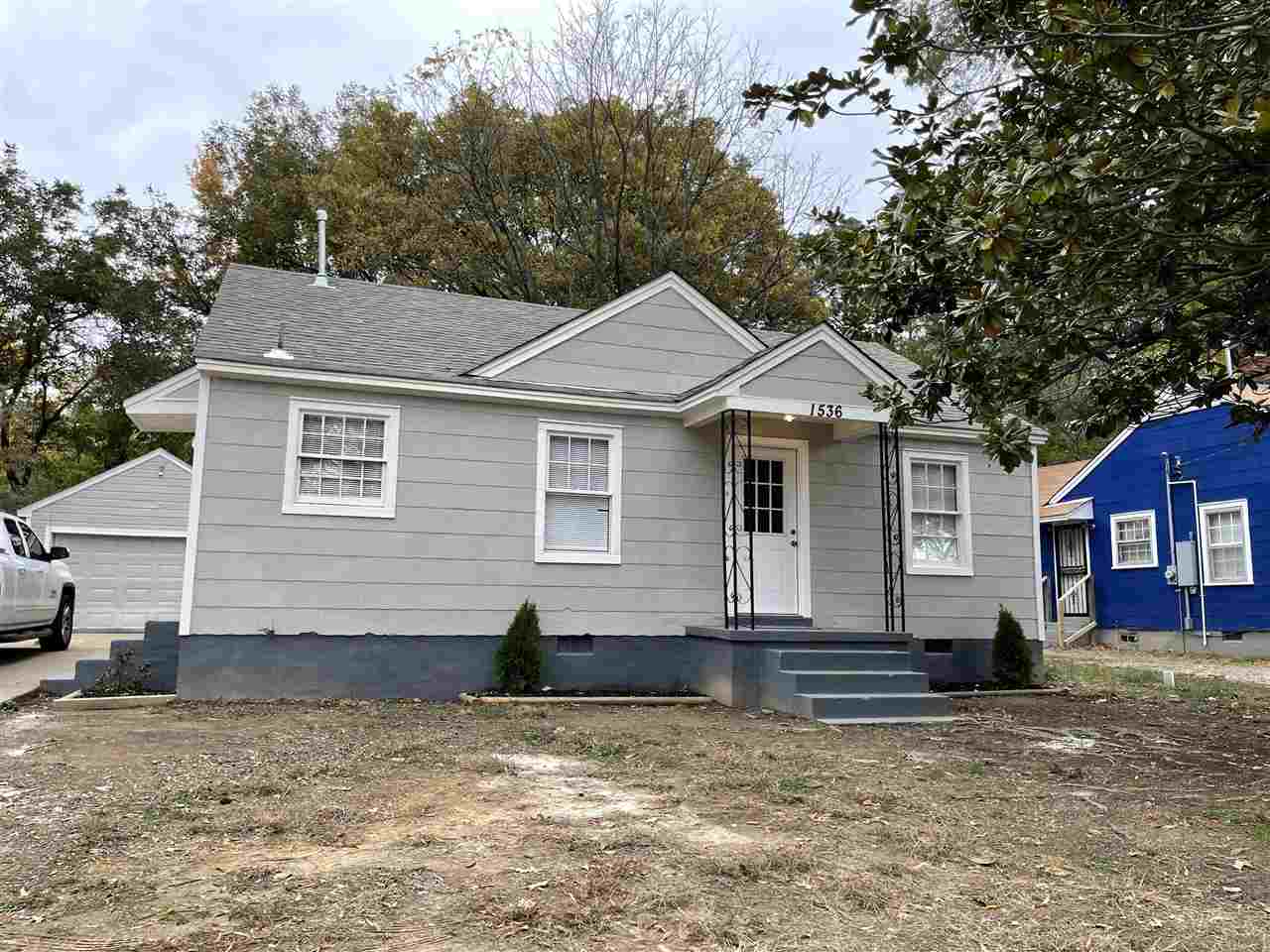1536 DELANO Ave