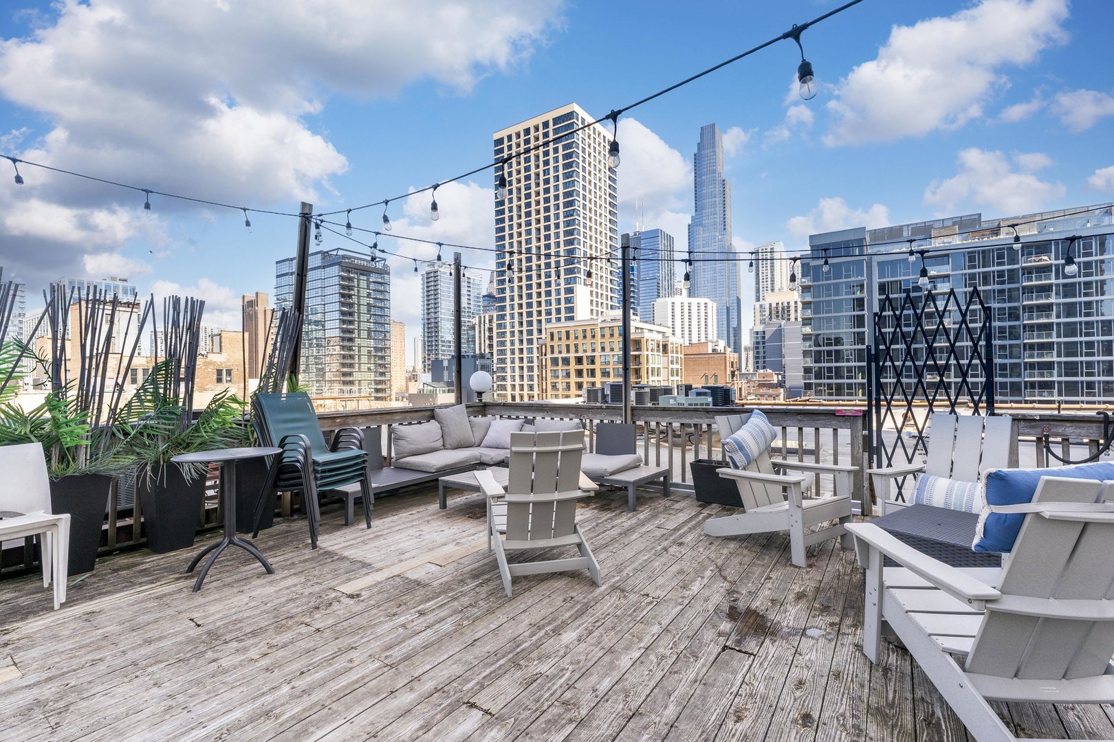 225 West Huron Street, Unit 420 Chicago, IL 60654 - Photo 20 of 30