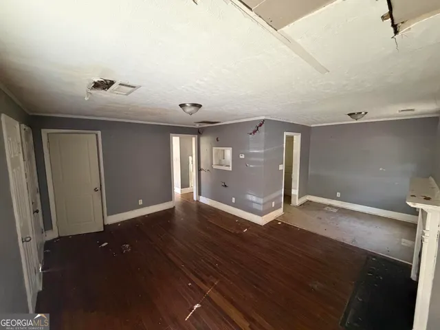$142,500 | 3727 Bakers Ferry Road Southwest, Atlanta, GA 30331