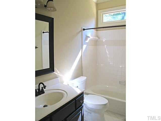 11804 Straley Place Raleigh, NC 27614 - Photo 11 of 25 Bathroom
