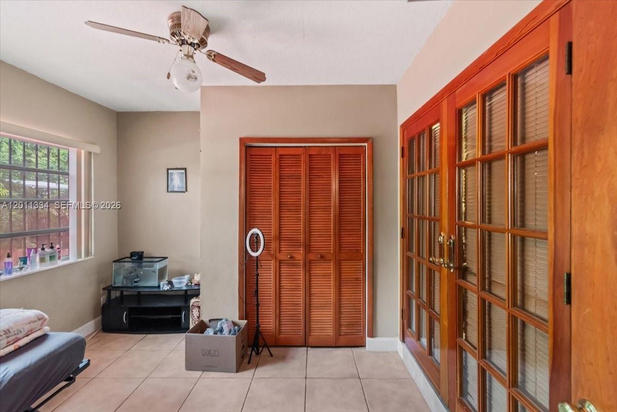 6385 Southwest 25th Street Miami, FL 33155 - Photo 14 of 28 a living room with furniture