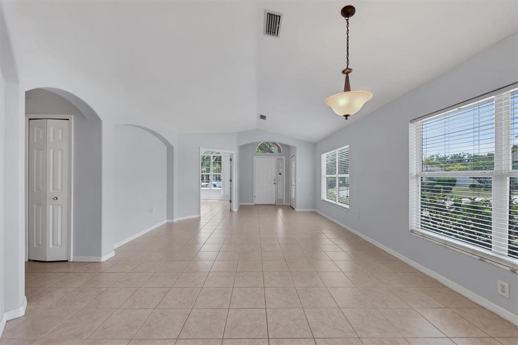 11503 Water Poppy Terrace Lakewood Ranch, FL 34202 - Photo 8 of 46