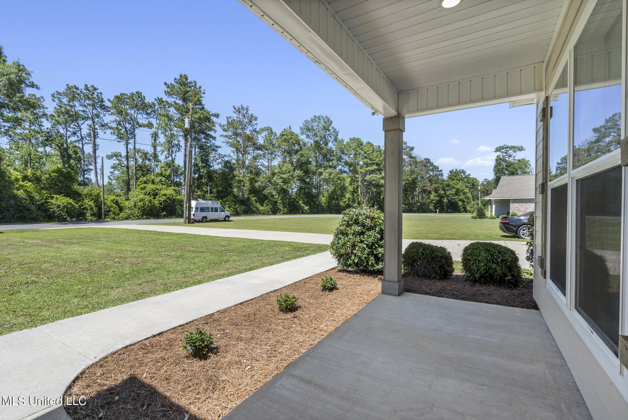 115 Lloyd Eubanks Road Lucedale, MS 39452 - Photo 4 of 29 Front Porch