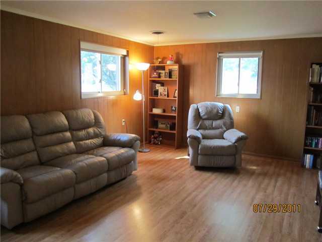 1835 Riverhill Road Columbus, OH 43221 - Photo 7 of 17 Gallery Image 7