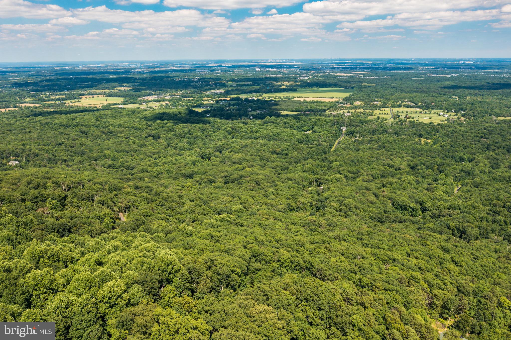 1619 Summit Drive Haymarket, VA 20169 - Photo 44 of 62 a view of an ocean and mountain
