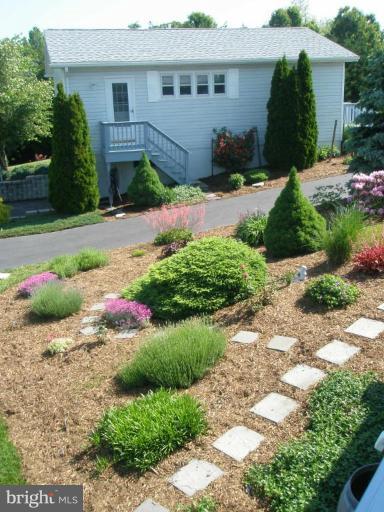 13754 Franks Run Road Smithsburg, MD 21783 - Photo 11 of 30 Garden #2