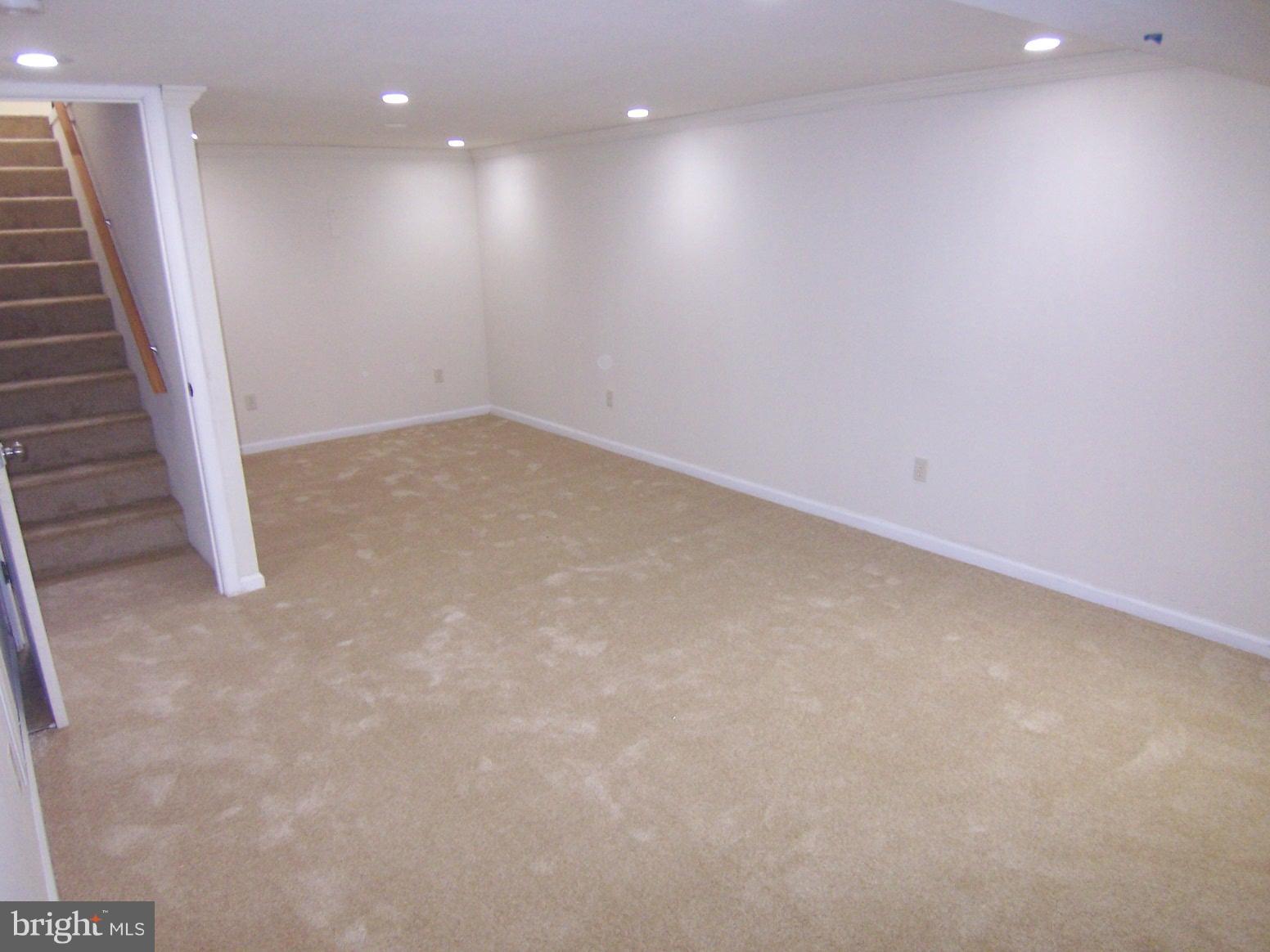 112 Post Road Aberdeen, MD 21001 - Photo 21 of 30 Family Room
