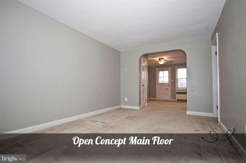 3632 Clarenell Road Baltimore, MD 21229 - Photo 2 of 23 Living Room