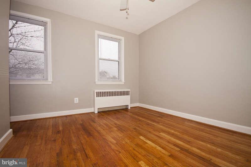 3632 Clarenell Road Baltimore, MD 21229 - Photo 12 of 23 Bedroom