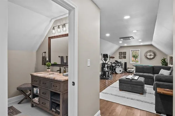 $989,000 | 383 Island Green Lane, Inman, SC 29349