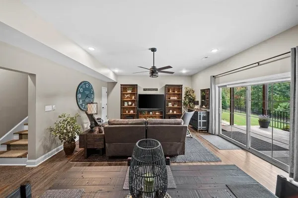 $989,000 | 383 Island Green Lane, Inman, SC 29349