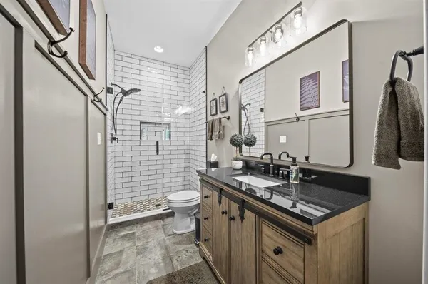 $989,000 | 383 Island Green Lane, Inman, SC 29349