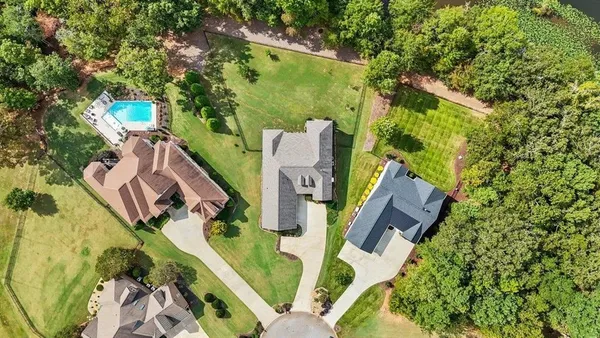 $989,000 | 383 Island Green Lane, Inman, SC 29349