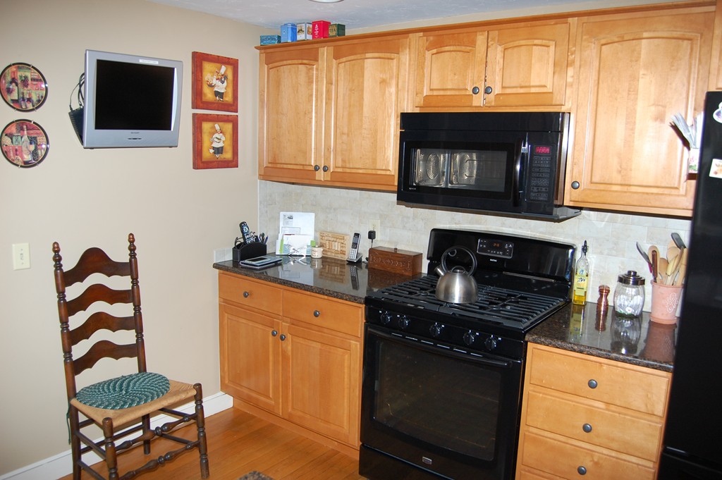 38 Cedarcrest Road Canton, MA 02021 - Photo 8 of 24 Gallery Image 8