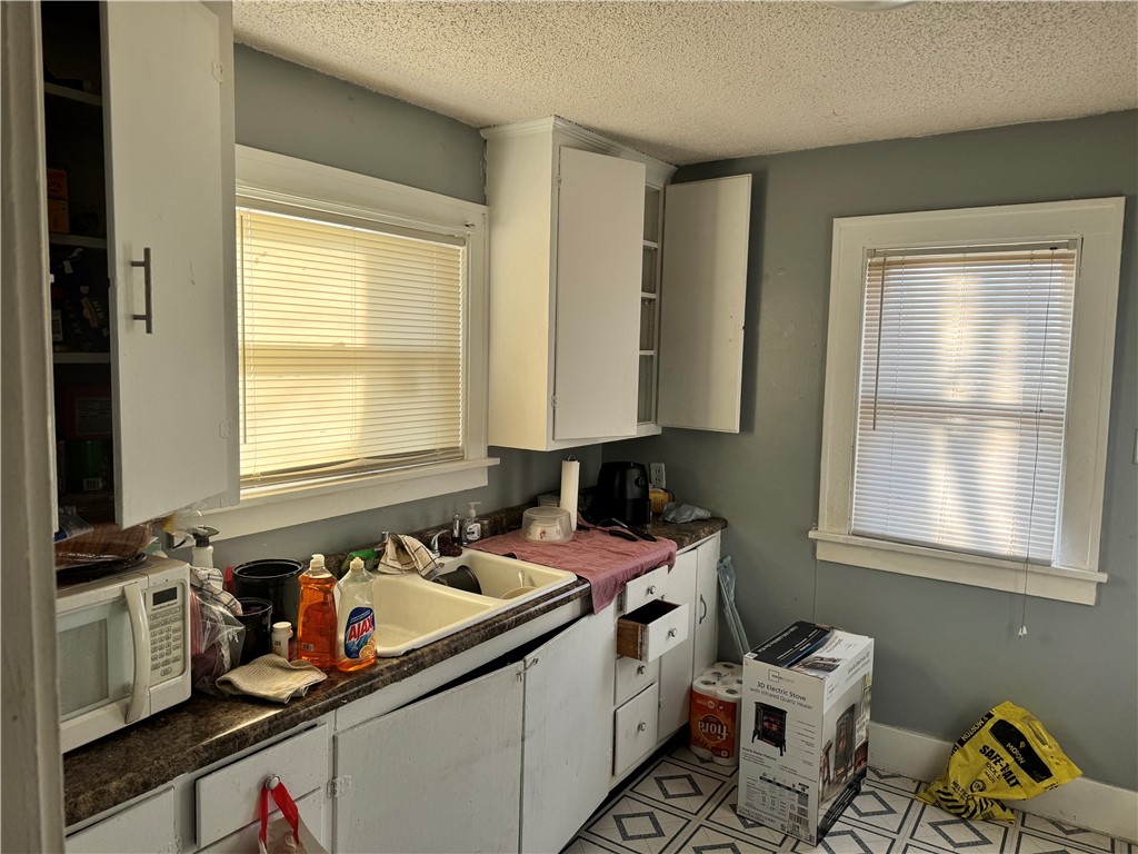 899 West Main Street Decatur, IL 62522 - Photo 3 of 6