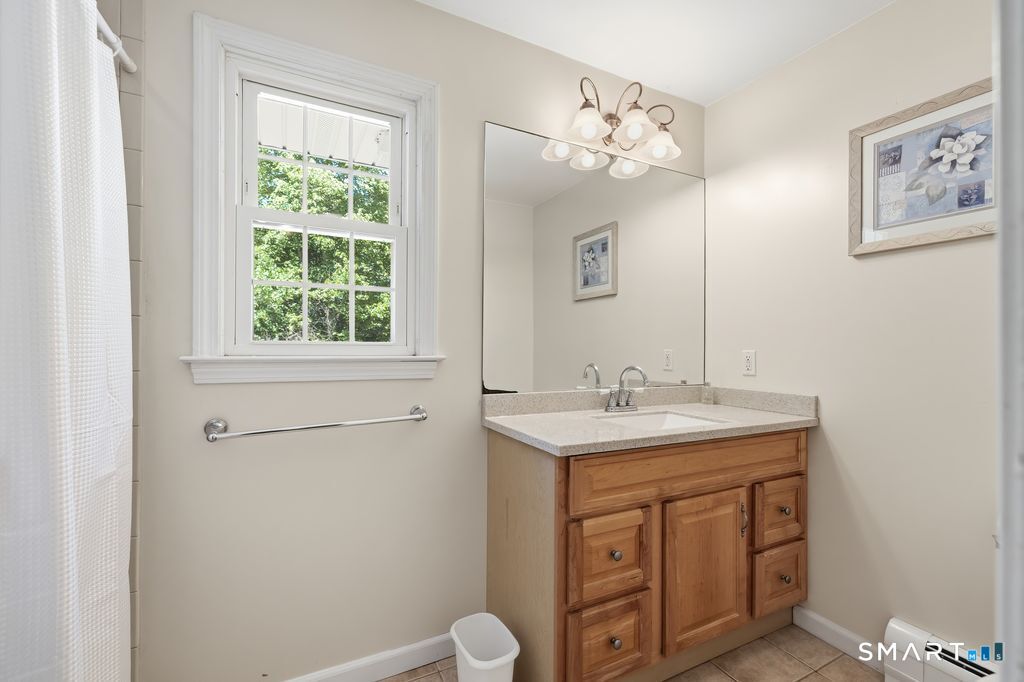 152 Holmes Road Ridgefield, CT 06877 - Photo 25 of 39