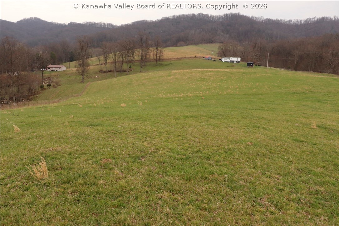 1379 Gwinn Road Victor, WV 25938 - Photo 13 of 50 Gallery Image 13