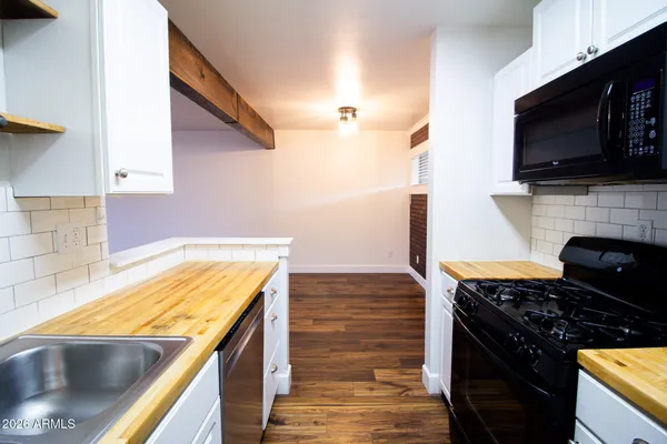 $135,000 | 1701 West Tuckey Lane, Unit 208, Phoenix, AZ 85015