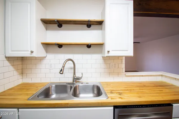 $135,000 | 1701 West Tuckey Lane, Unit 208, Phoenix, AZ 85015