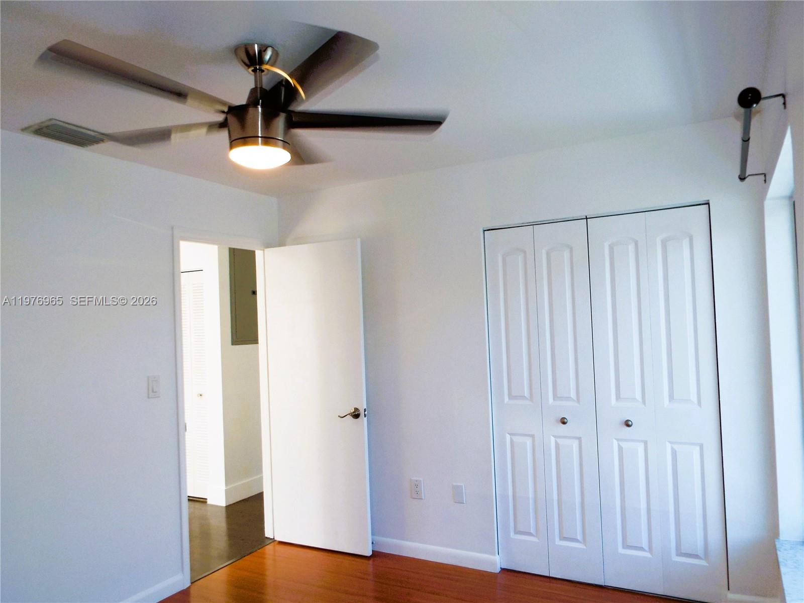 422 Southwest 88th Place Miami, FL 33174 - Photo 13 of 43