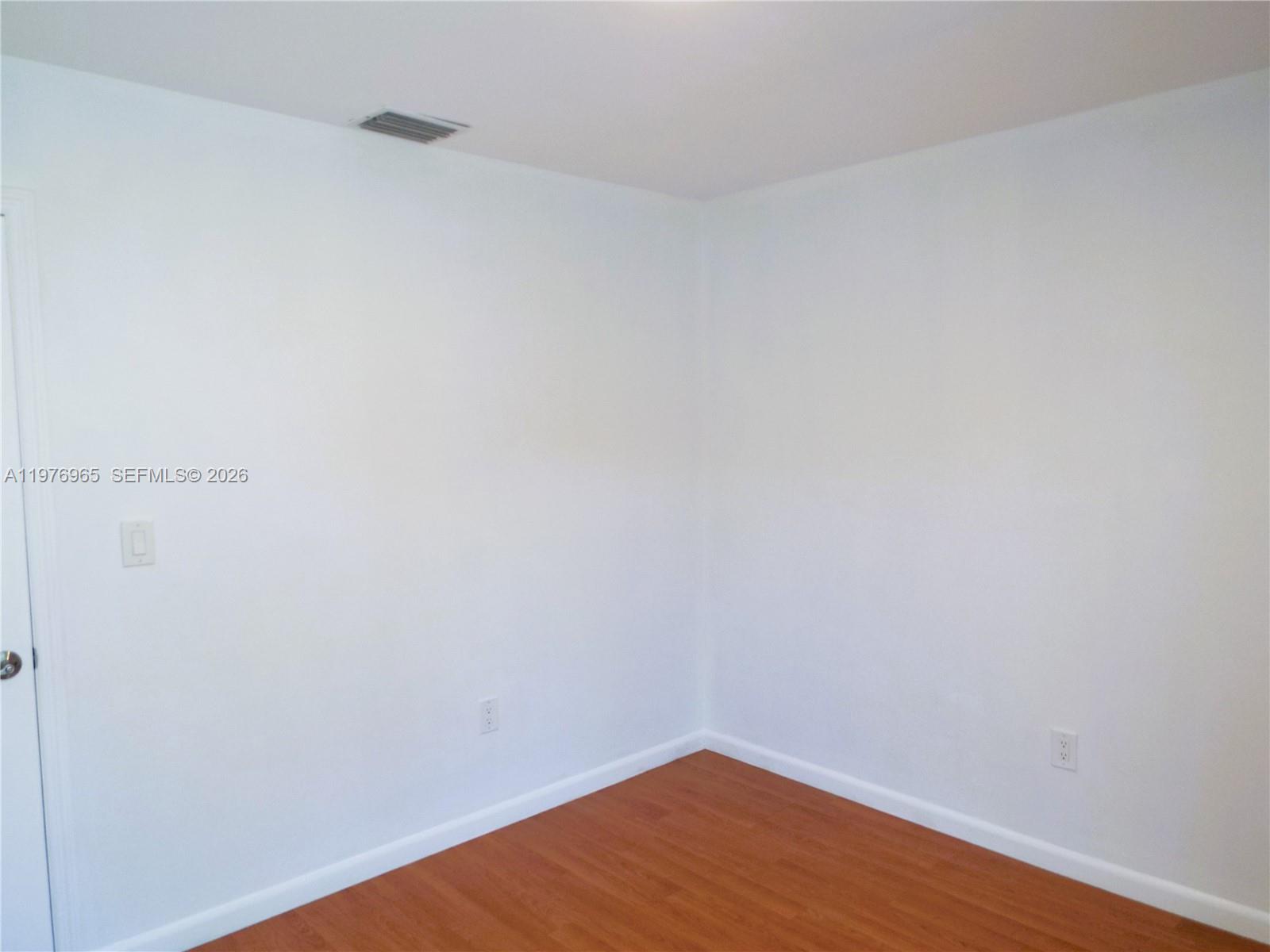 422 Southwest 88th Place Miami, FL 33174 - Photo 15 of 43