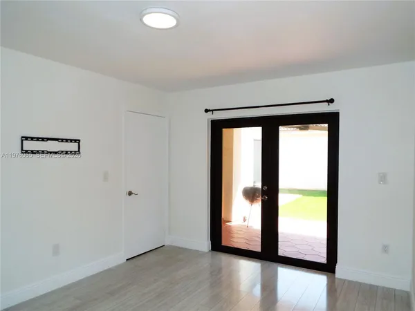 $3,700 | 422 Southwest 88th Place, Miami, FL 33174