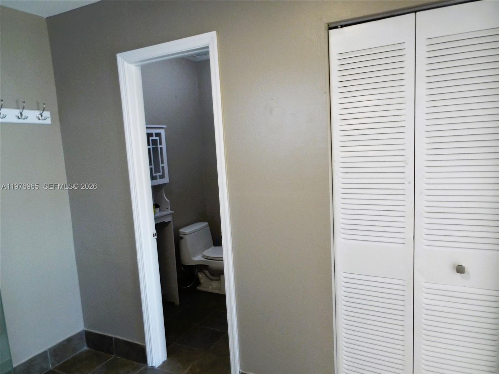 422 Southwest 88th Place Miami, FL 33174 - Photo 28 of 43