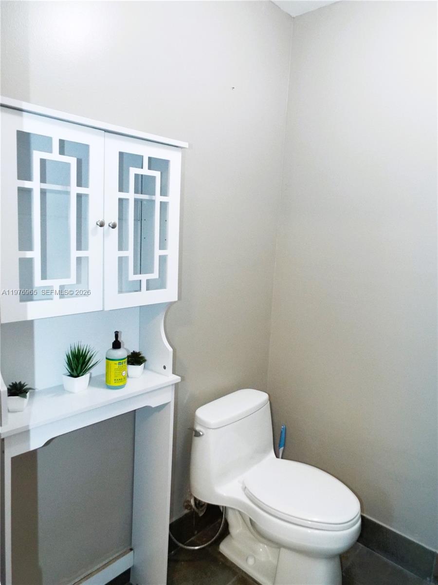 422 Southwest 88th Place Miami, FL 33174 - Photo 29 of 43