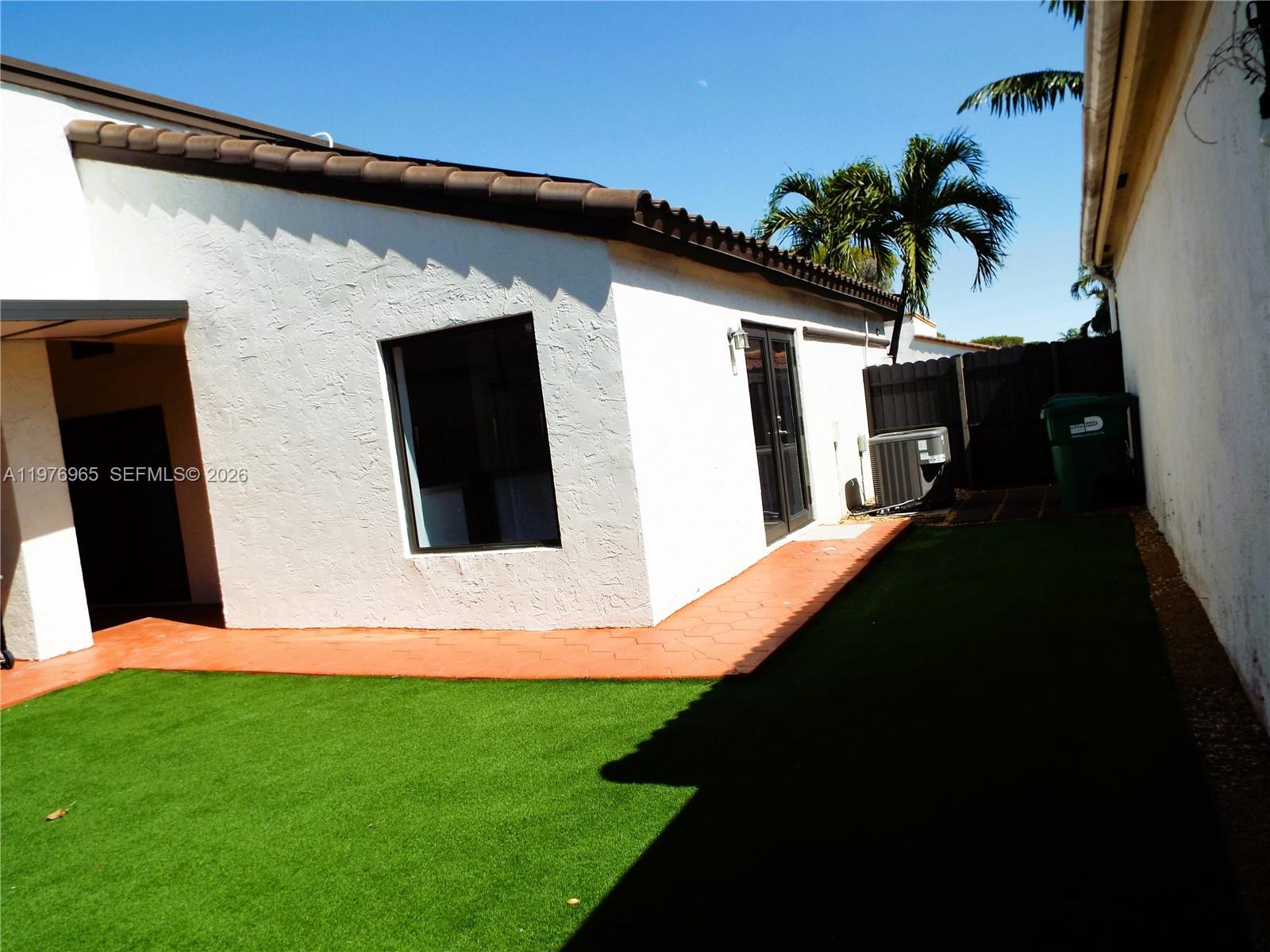 422 Southwest 88th Place Miami, FL 33174 - Photo 34 of 43