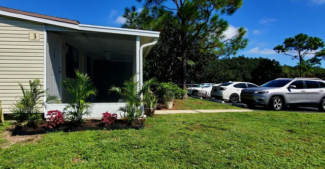 $1,450 | 560 7th Place, Vero Beach, FL 32962