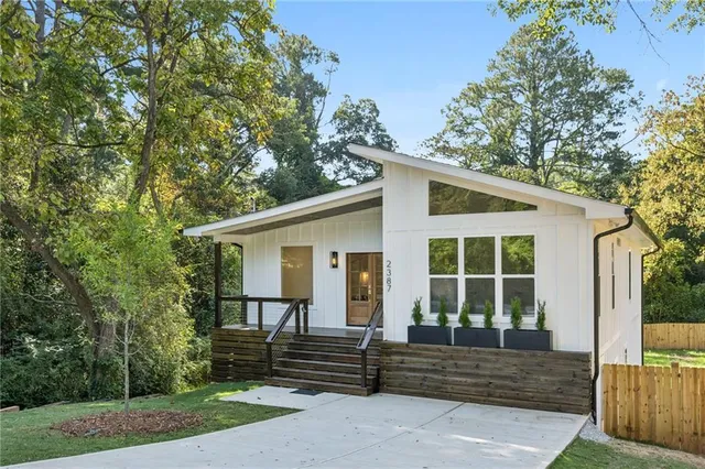 $680,500 | 2387 Cranbrooke Drive, Decatur, GA 30032