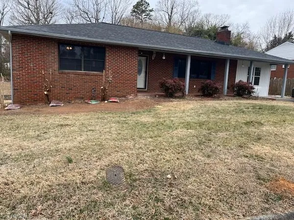 $1,600 | 1114 Shamrock Road, Asheboro, NC 27203