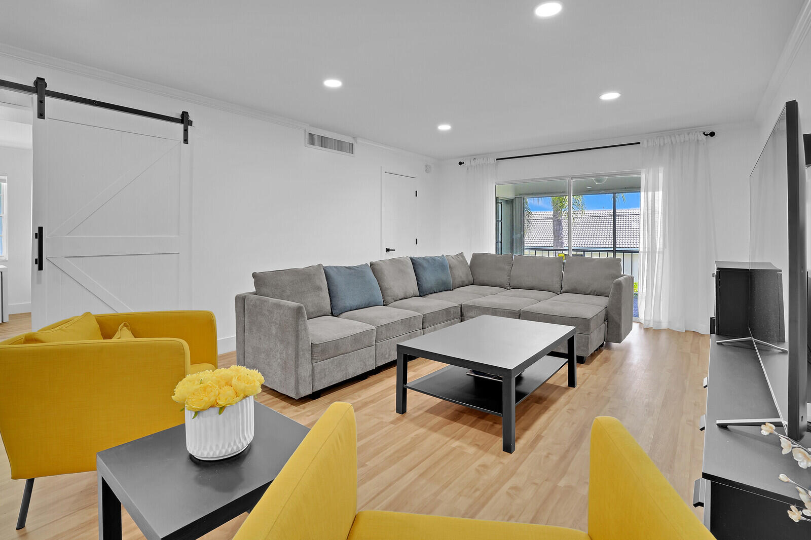 1210 Sugar Sands Boulevard, Unit 243 Singer Island, FL 33404 - Photo 15 of 55 13_Image_13_mls