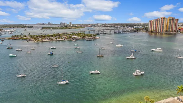 $450,000 | 1210 Sugar Sands Boulevard, Unit 243, Singer Island, FL 33404