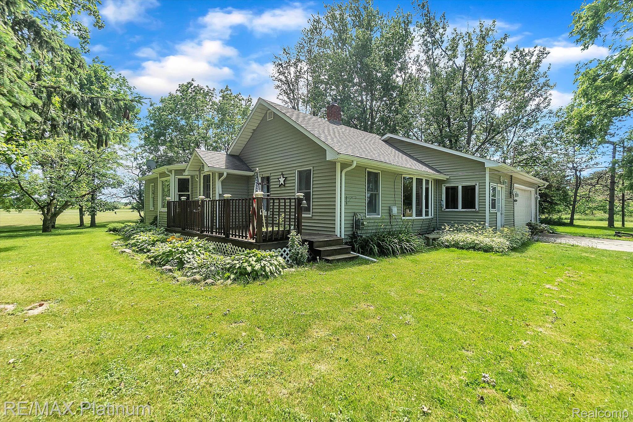 2317 North Nichols Road Flushing, MI 48433 - Photo 3 of 27 Gallery Image 3