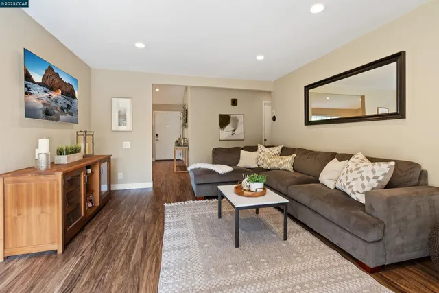 $972,000 | 4490 Sheepberry Court, Concord, CA 94521