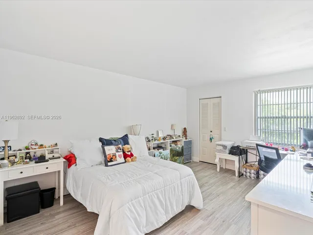 $165,000 | 13250 Southwest 7th Court, Unit 317L, Pembroke Pines, FL 33027