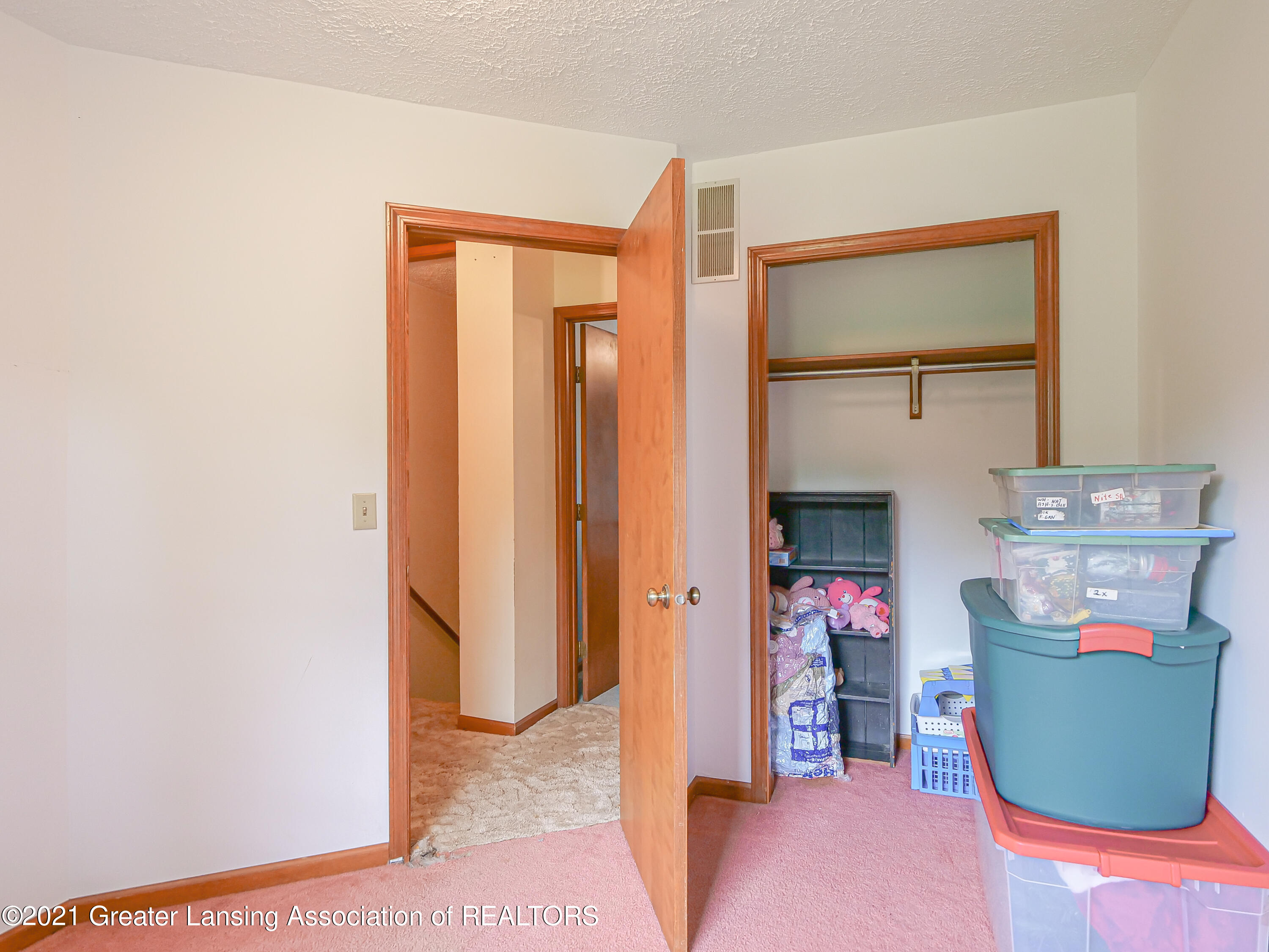 2375 North Smith Road Eaton Rapids, MI 48827 - Photo 24 of 46 2375_N_Smith_rd-32