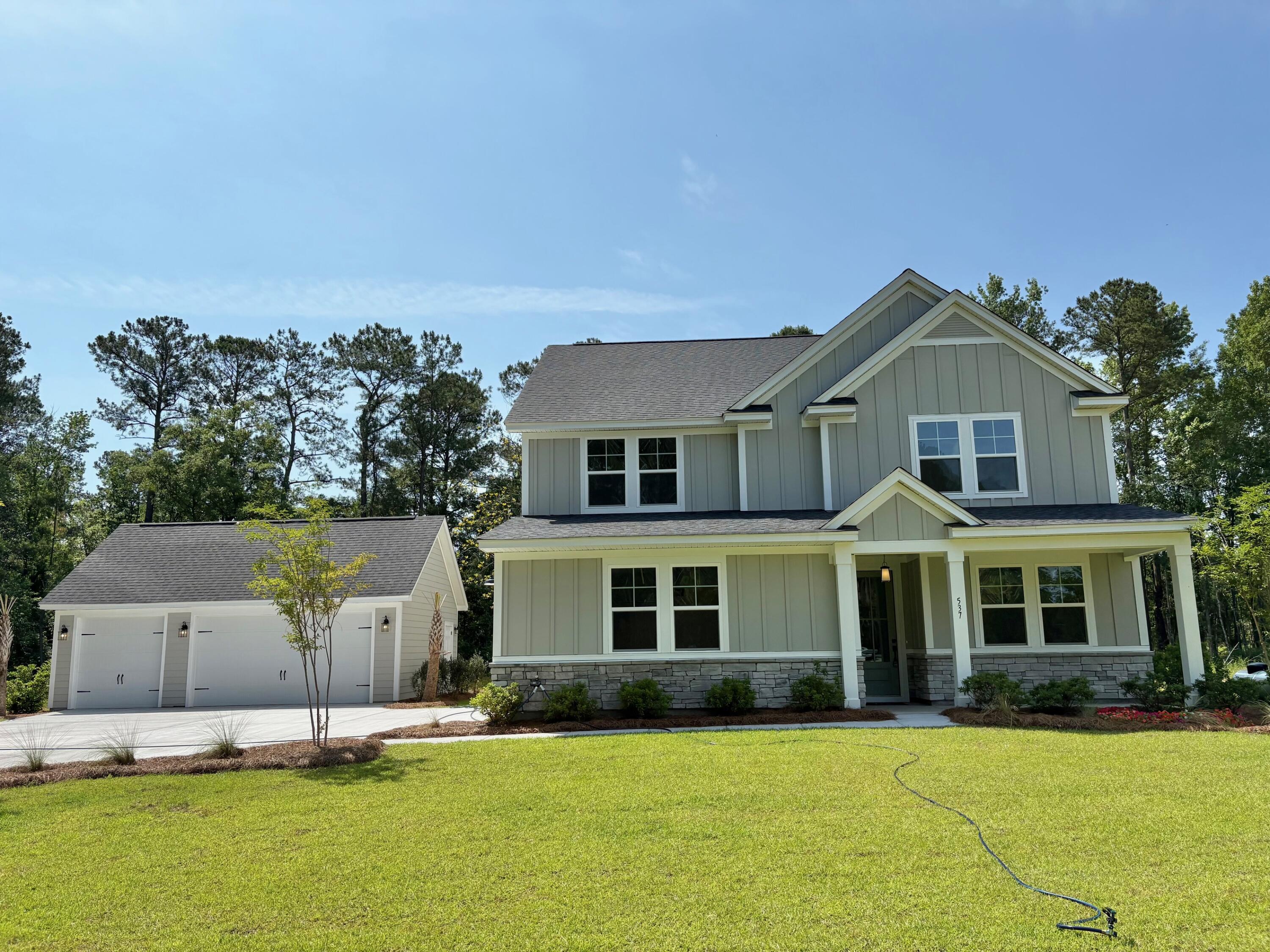 537 Rendezvous Way Huger, SC 29450 - Photo 1 of 27 537 Redezvous Front Way