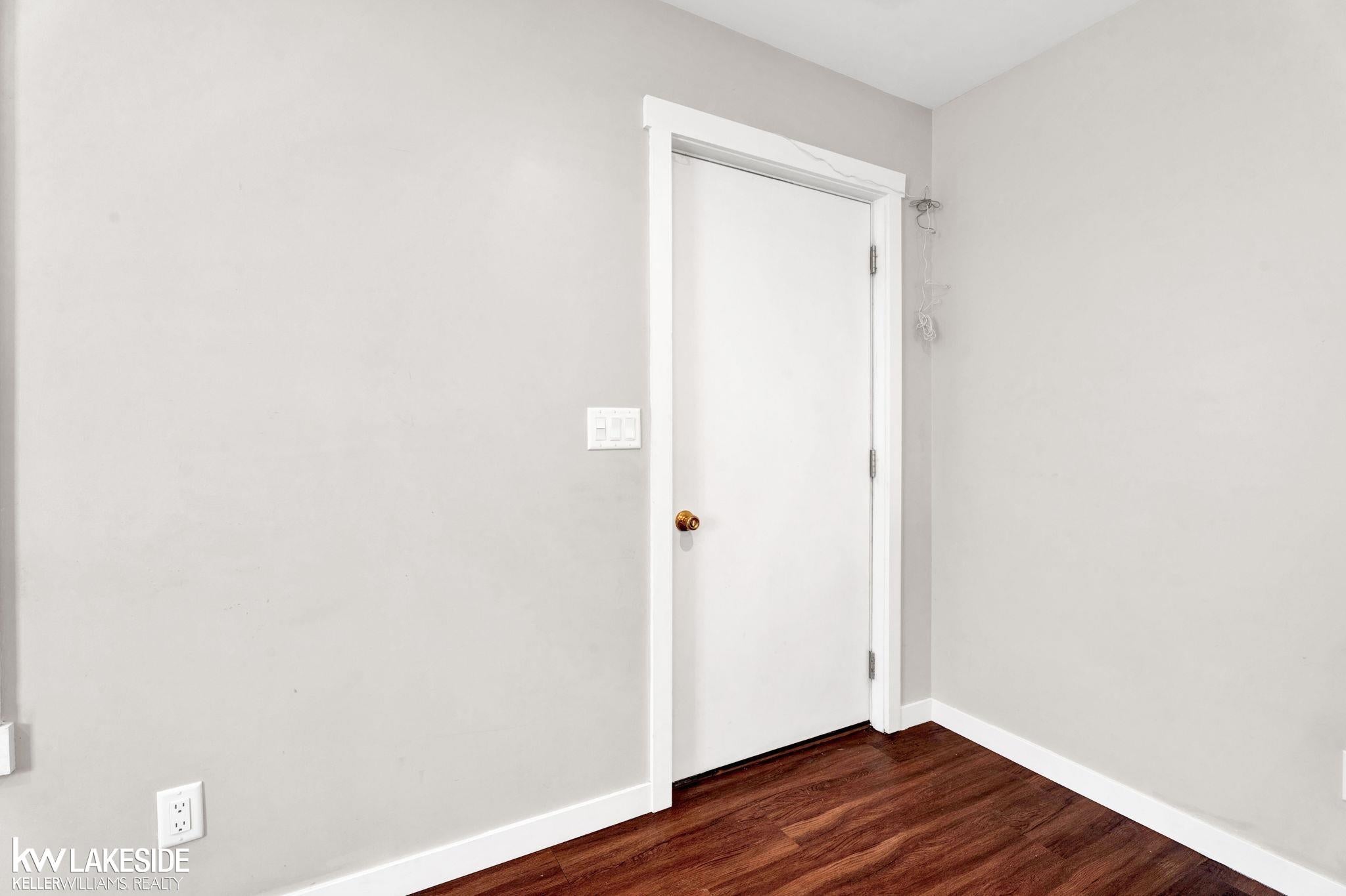 42040 Ryan Road Sterling Heights, MI 48314 - Photo 5 of 42 Gallery Image 5