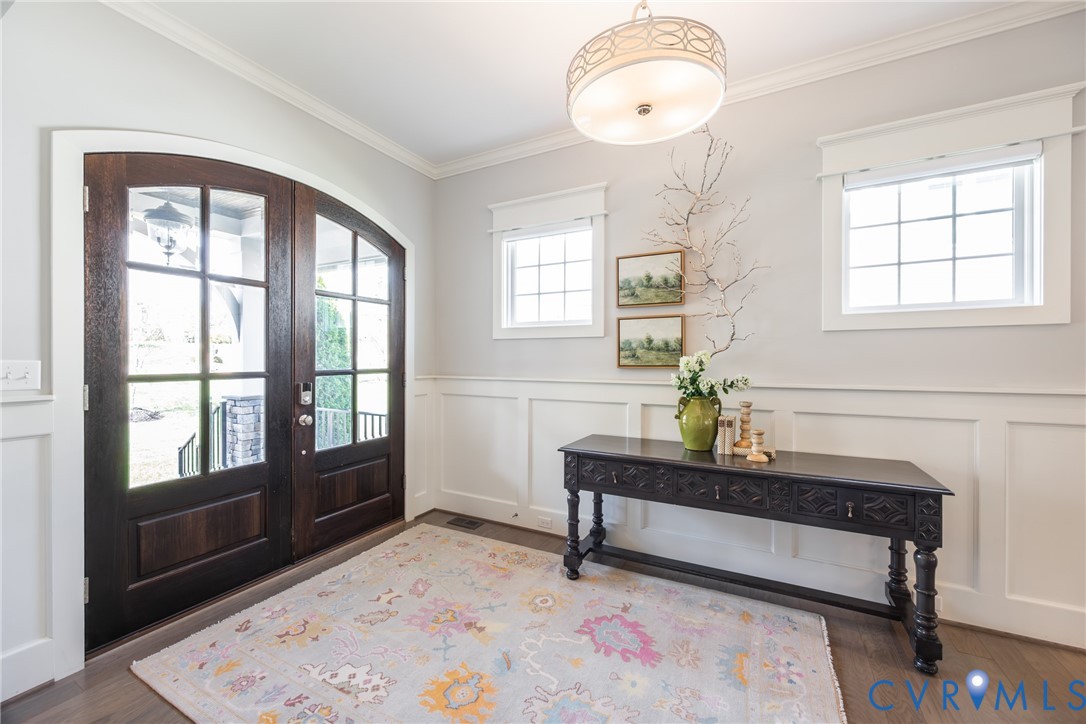 16136 Old Castle Road Midlothian, VA 23112 - Photo 5 of 76 Light and bright foyer