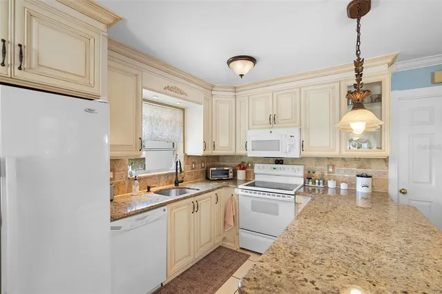 $395,000 | 1330 North Shadow Ridge Drive, Deltona, FL 32725