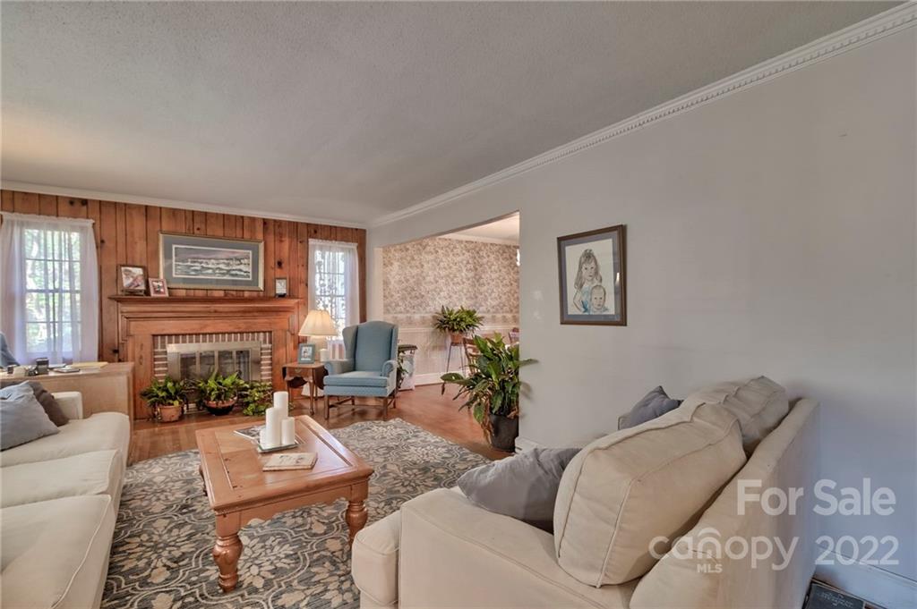 1144 Alexander Road Rock Hill, SC 29732 - Photo 5 of 36 Gallery Image 5