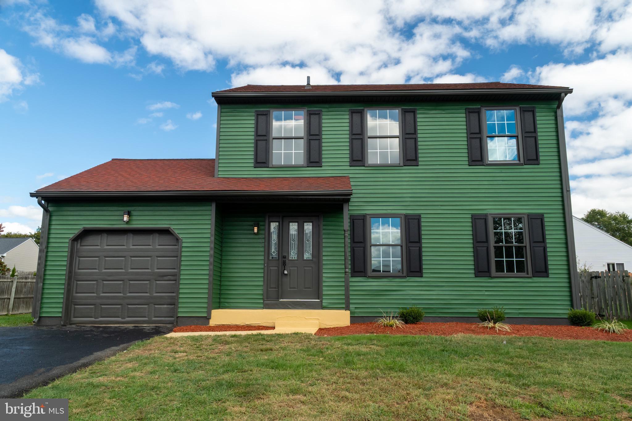 233 Romeo Drive New Castle, DE 19720 - Photo 1 of 16 Gallery Image 1