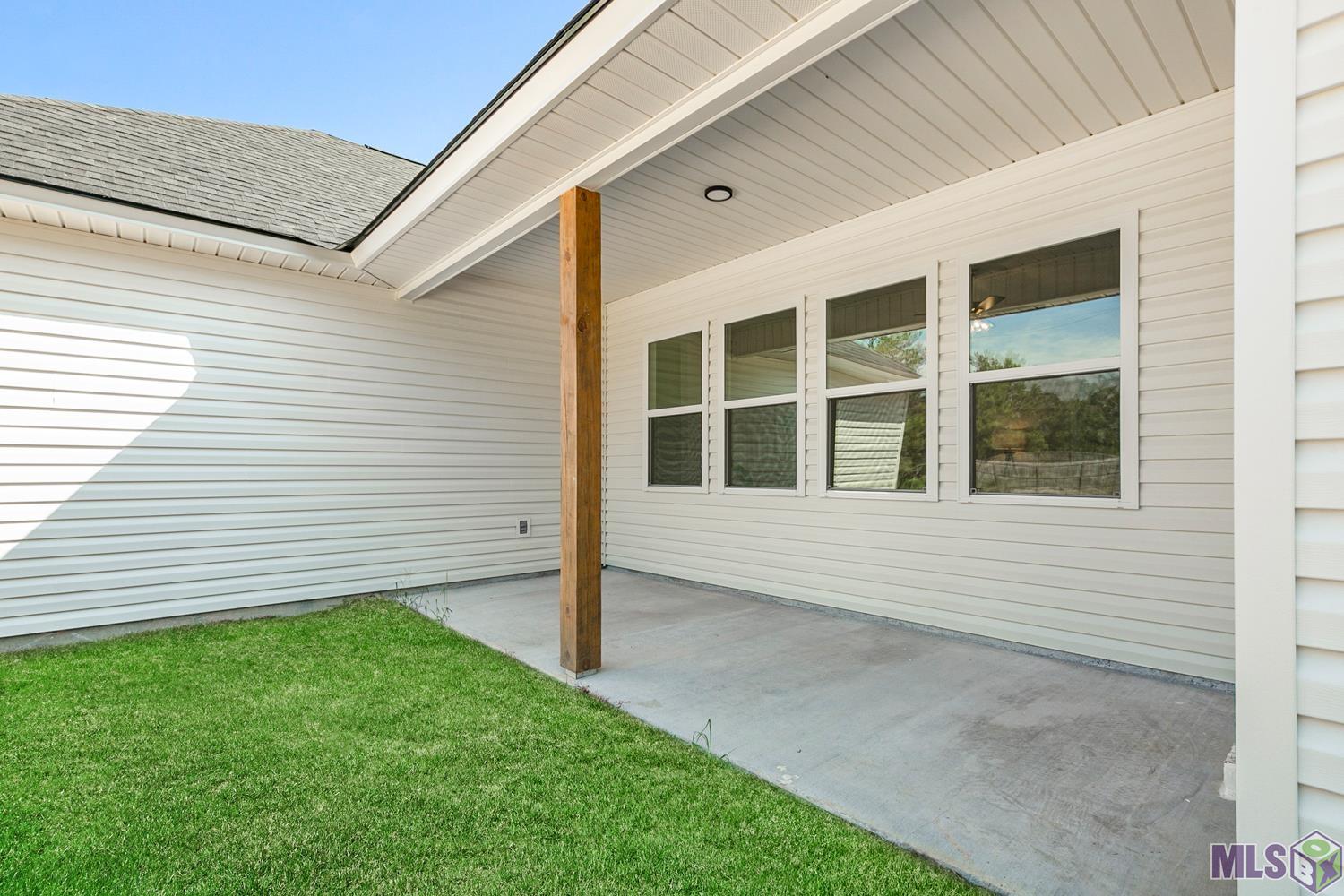 12092 Sims Road Denham Springs, LA 70706 - Photo 15 of 17