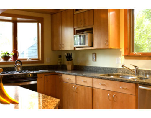 98 Mayflower Road Quincy, MA 02171 - Photo 14 of 27 Gallery Image 14