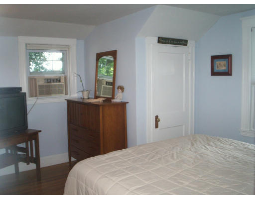 98 Mayflower Road Quincy, MA 02171 - Photo 21 of 27 Gallery Image 21
