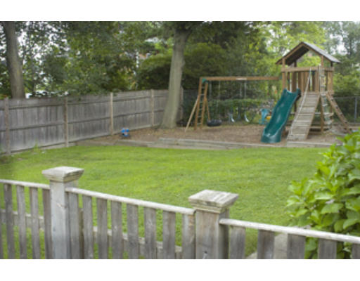 98 Mayflower Road Quincy, MA 02171 - Photo 3 of 27 Gallery Image 3
