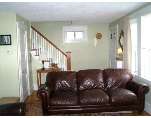 98 Mayflower Road Quincy, MA 02171 - Photo 8 of 27 Gallery Image 8