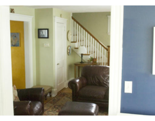 98 Mayflower Road Quincy, MA 02171 - Photo 10 of 27 Gallery Image 10